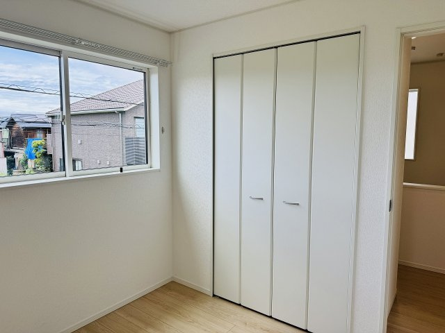八王子市　泉町　新築一戸建て　２７期の収納|～収納力の高いクローゼット完備～