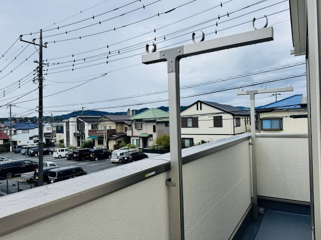 八王子市　泉町　新築一戸建て　２７期のバルコニー|～南向きで陽当たりの良いバルコニー　洗濯物がよく乾きそうです～
