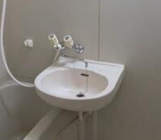 ウィステリア南花園の洗面所