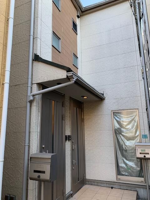 ワコウサンハイツＡ棟の外観