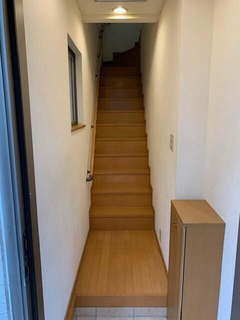 ワコウサンハイツＡ棟の玄関