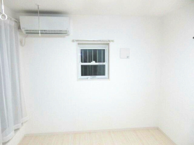 メゾン・ド・ソレイユ八潮の寝室