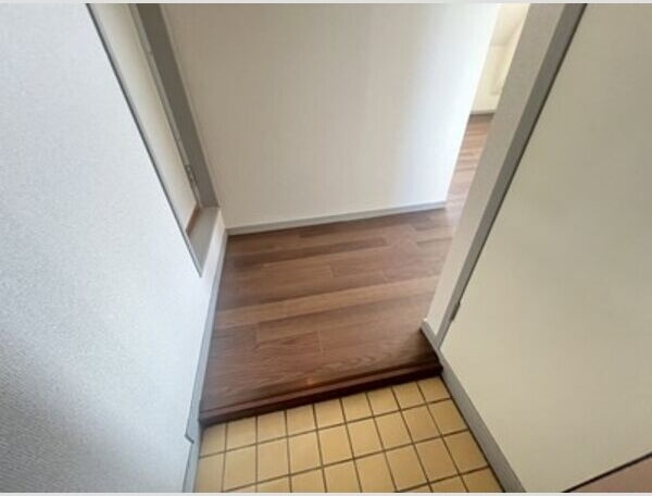 ソレイユ豊田の玄関
