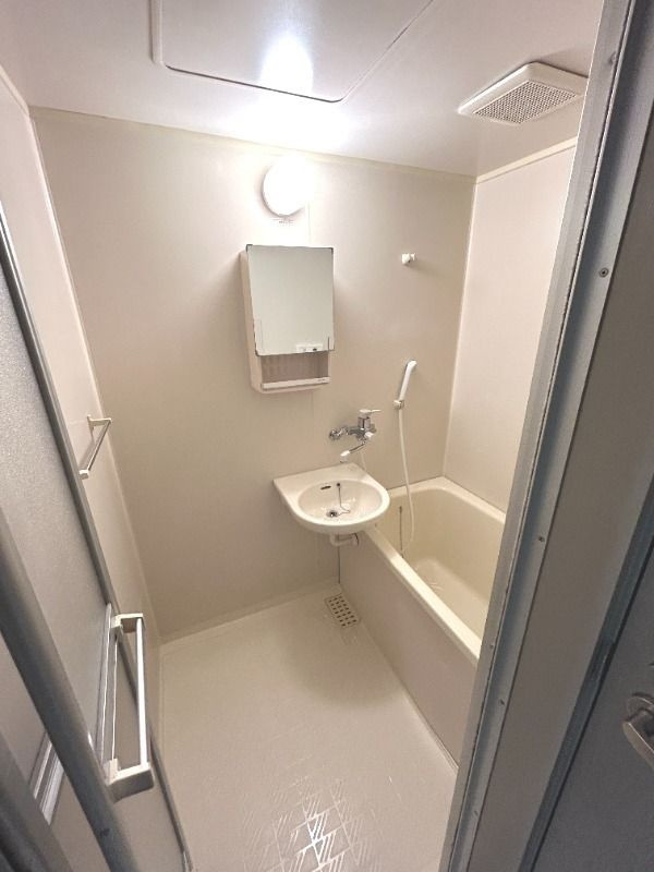 クロノス江戸川の浴室|他部屋参考写真