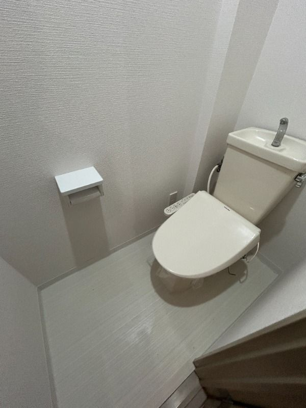 クロノス江戸川のトイレ|他部屋参考写真
