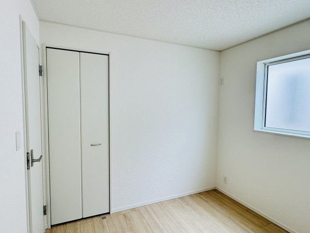 八王子市　泉町　新築一戸建て　２７期の収納|～収納力の高いクローゼット完備～