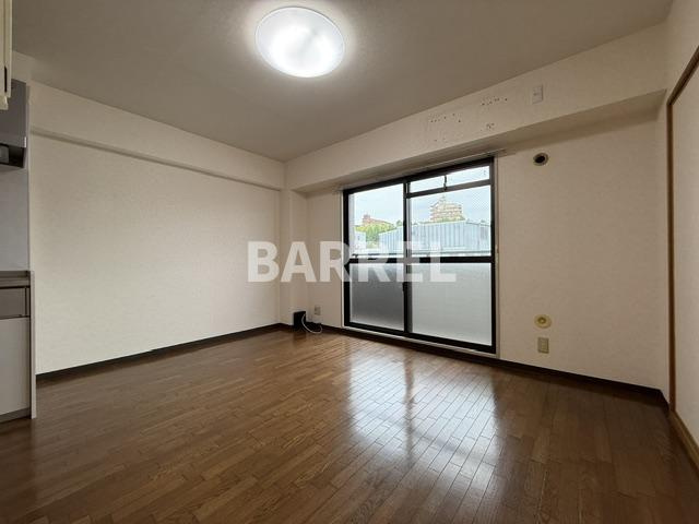 ラクーレ春日の内装