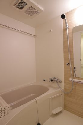 Bella　Vista　Daizawaの浴室|コンパクトで使いやすいお風呂です