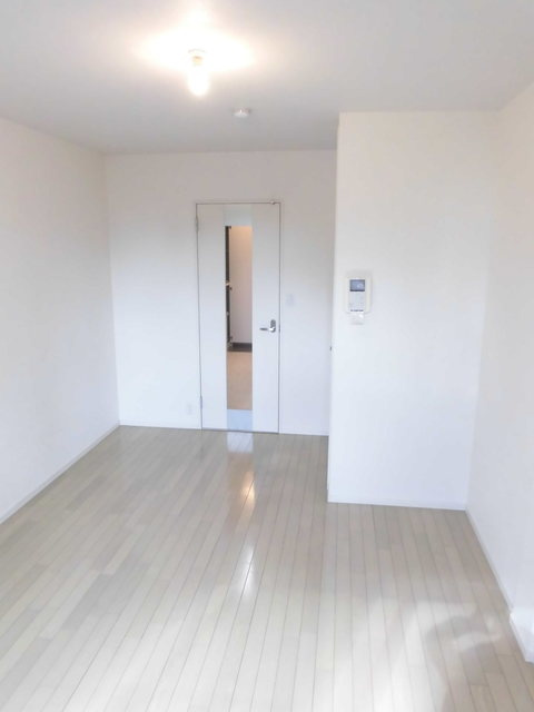 Ｌｅ Ｇｒａｎｄ Ｖｅｒｔ Ｋａｒａｓｕｙａｍａの寝室|★凹凸も少なくレイアウトしやすいお部屋です★