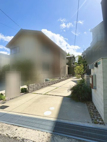 剣谷町戸建の駐車場|車をお持ちの方に嬉しい駐車場付き物件