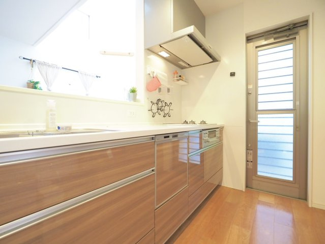 剣谷町戸建のキッチン|使いやすいキッチンです