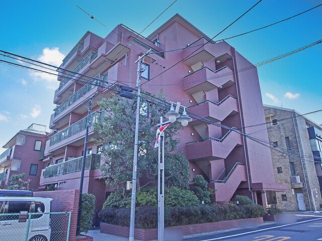 ライオンズガーデン世田谷の外観|ライオンズガーデン世田谷４階部分のお部屋は通常仲介手数料３３６万２７００円→０円！さらにキャッシュバック２７万円にて即日現地案内可能です！