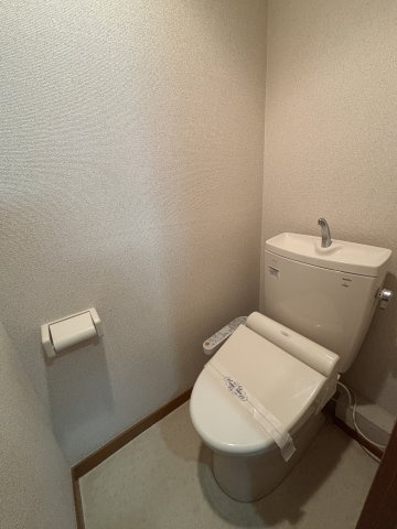 大倉山コーポラスＢ棟の洗面所
