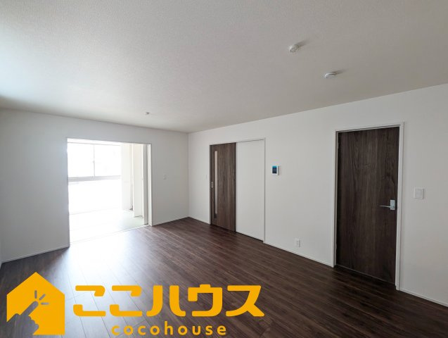 豊見城市豊見城　リーブルガーデン　新築戸建て　全4棟　1号棟の内装|LDK16帖
