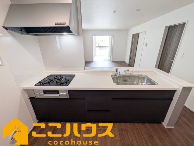 豊見城市豊見城　リーブルガーデン　新築戸建て　全4棟　1号棟のキッチン|家事のしやすいシステムキッチン

