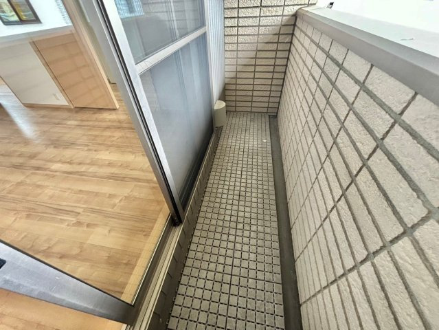 パディフィールド今宿のバルコニー