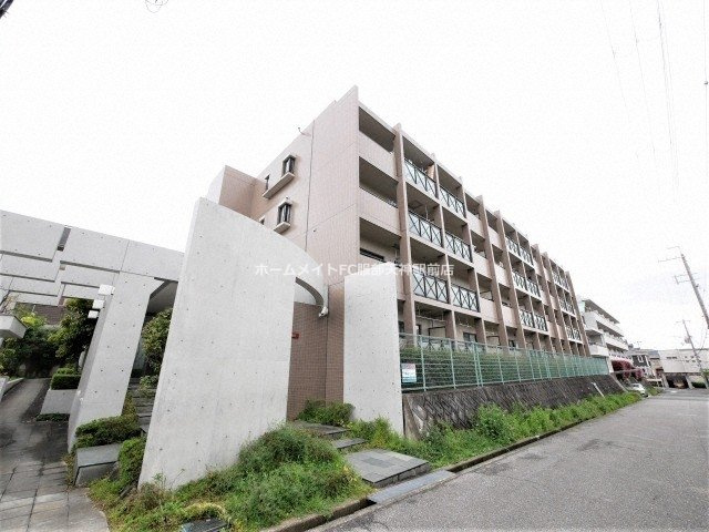 プリムベール向丘の外観