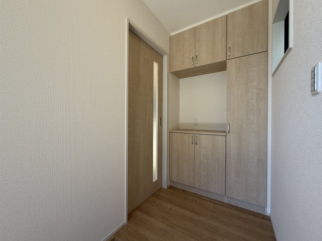 沼津市小林台　全1棟　1号棟の玄関