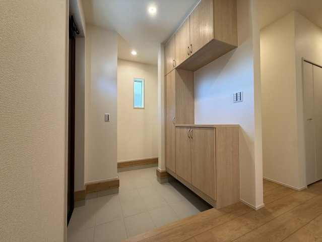 沼津市東間門　全3棟　2号棟の玄関