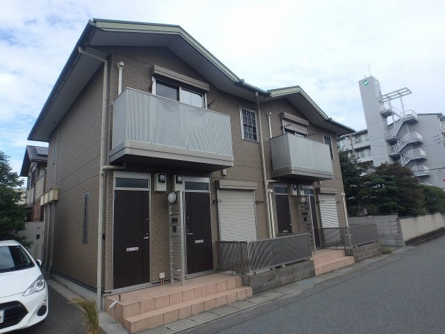 オーシャン三条の外観