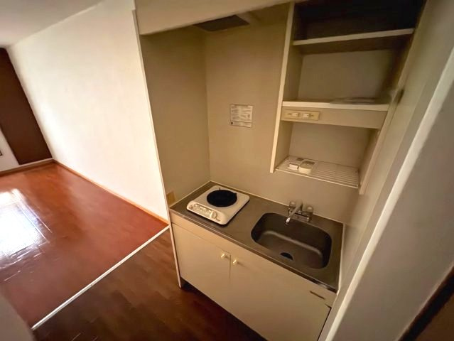 ラコート滝谷A棟のキッチン