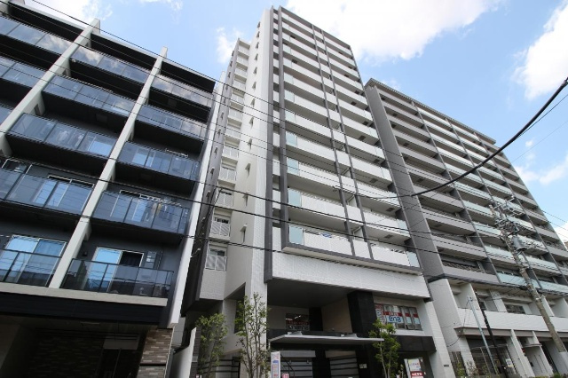 レクセルプラザ篠崎の外観|「篠崎」駅徒歩３分！平成２０年築の耐震基準適合マンション、レクセルプラザ篠崎は即日現地案内可能となっておりますので、お気軽にお問い合わせください！