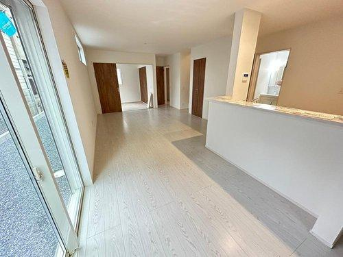 中古戸建　原町別院の居間・リビング