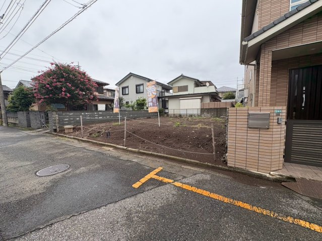 狭山市中央1丁目　建築条件なし売地　西武新宿線『狭山市駅』徒歩13分　【富士見小学区】の前面道路含む現地写真