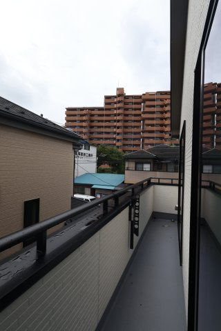 《仲介手数料無料》南区松本１丁目24-7新築一戸建てハートフルタウンのバルコニー