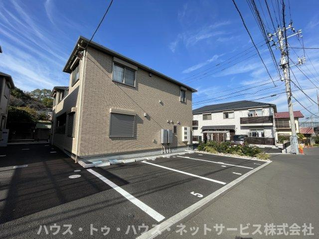 ソフィアおおたかの森Bの駐車場