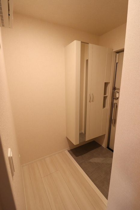 ロズレの玄関