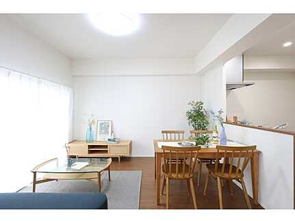 コープ野村二葉の里の居間・リビング