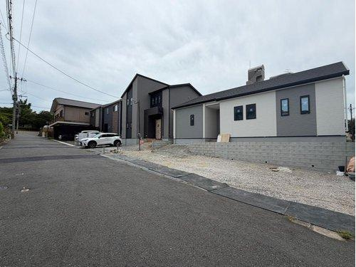 大里戸ノ上２丁目Y６期２号棟の前面道路含む現地写真|現地（2026年8月）撮影