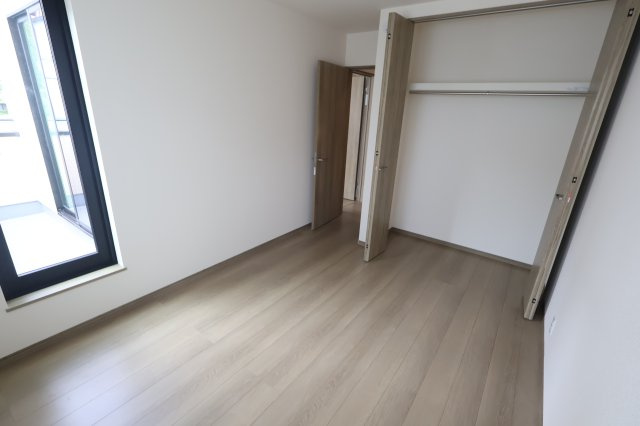 《仲介手数料無料》南区松本１丁目24-7新築一戸建てハートフルタウンの洋室|２階 ６帖