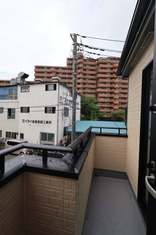 《仲介手数料無料》南区松本１丁目24-7新築一戸建てハートフルタウンのバルコニー