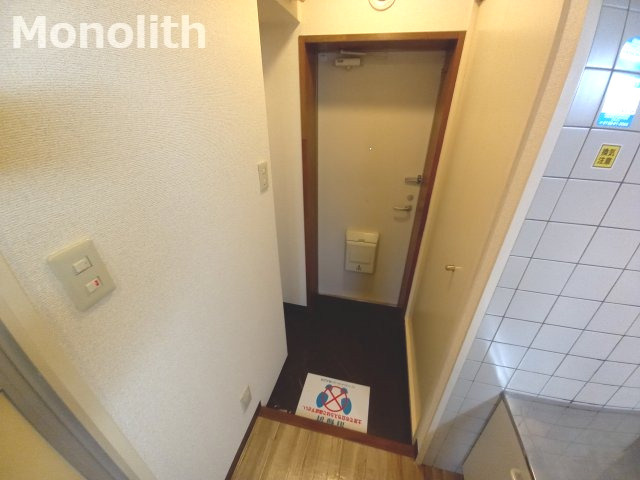 ルーチェⅡ番館の玄関