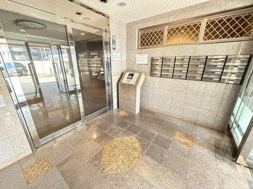 エクレール東新町のエントランス|共用部