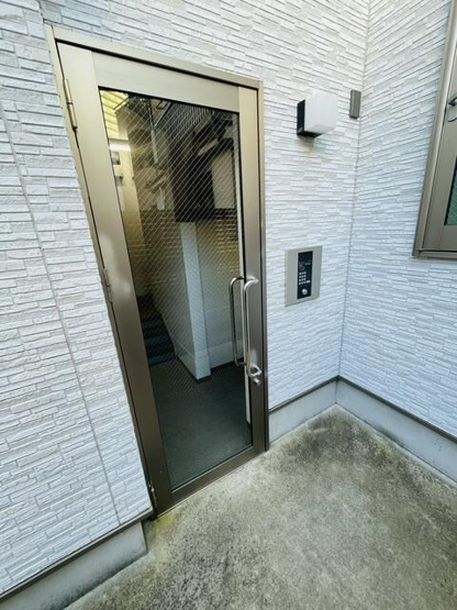 【エントランス】