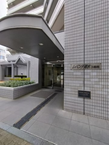 レバンテ垂水1番館のエントランス