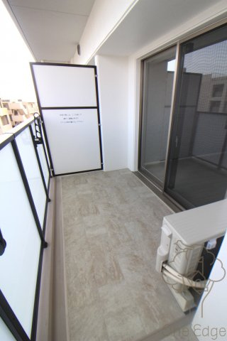 スプランディッド十三本町のバルコニー