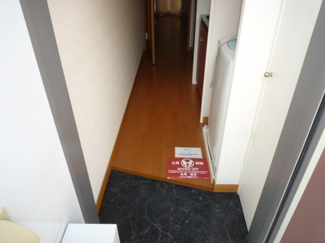 レオパレスグレール取手新町の玄関