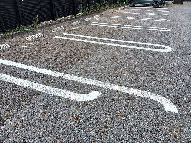 クローバーの駐車場|駐車場