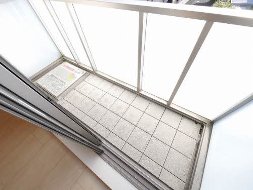 クレールガーデン小山のバルコニー
