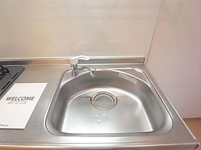 尼崎市梶ケ島のアパートのキッチン