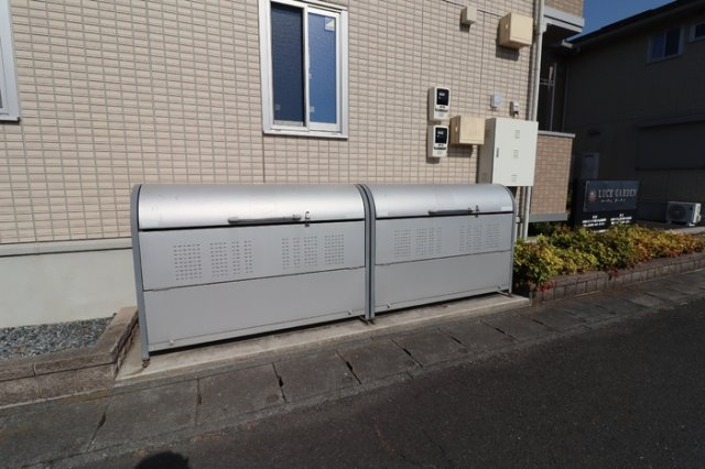 ルーチェ ガーデン Ｃのその他共用部分|ゴミステーション