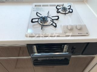 プリエミネンスAのキッチン|グリル付コンロ
高崎、前橋のお部屋探しはエンドスケープまで！お客様の理想お聞かせ下さい♪