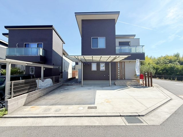 岸和田市岸の丘町1丁目　中古戸建の外観