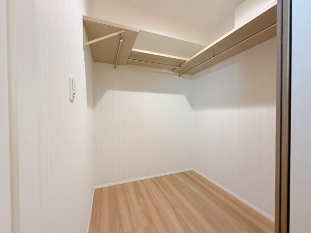 岸和田市岸の丘町1丁目　中古戸建の収納