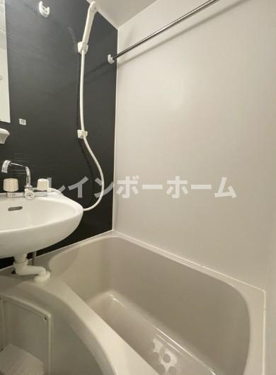 コンフォール新小岩の浴室