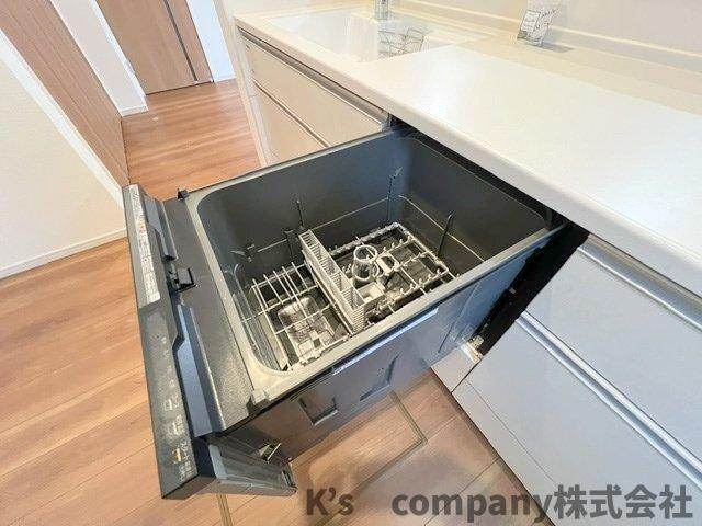 ◎茅ヶ崎市中島　中古戸建のキッチン|家事の負担を軽減してくれる食器洗い乾燥機☆